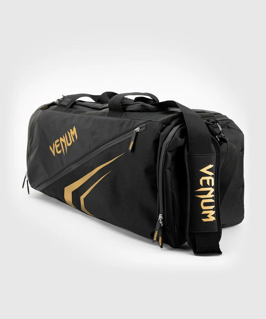 ACCESSORIES Venum Trainer Lite Evo Sports Bag - Black/Gold 3 ACCESSORIES Venum Trainer Lite Evo Sports Bag - Black/Gold