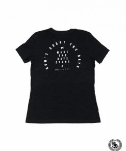 Superare Fight Goods Superare X Ali Days Count Women's Tee
