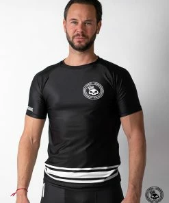 Superare Fight Goods SUPERARE ATHLETICS Superare Finisher Short Sleeve Rash Guard - Black/White