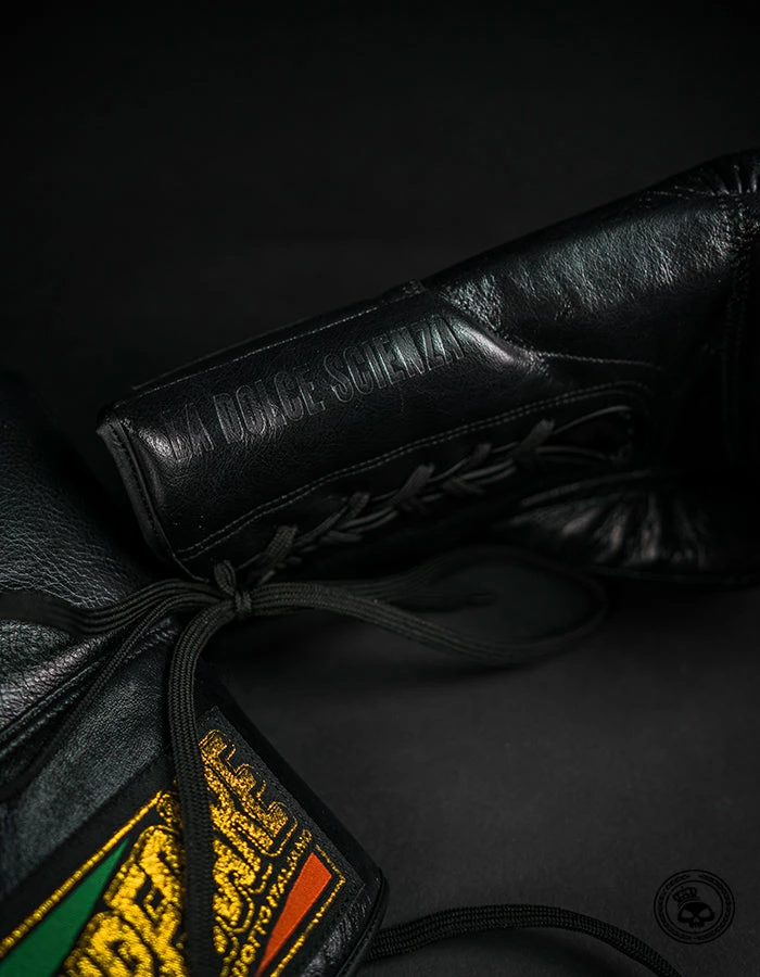 Superare Fight Goods Superare S40 Lace Up Gloves - Black SUPERARE ITALY 5 Superare Fight Goods Superare S40 Lace Up Gloves - Black SUPERARE ITALY